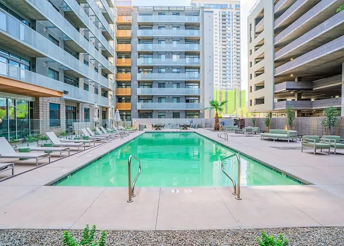 Apartment With Balcony Pool Parking Wd *