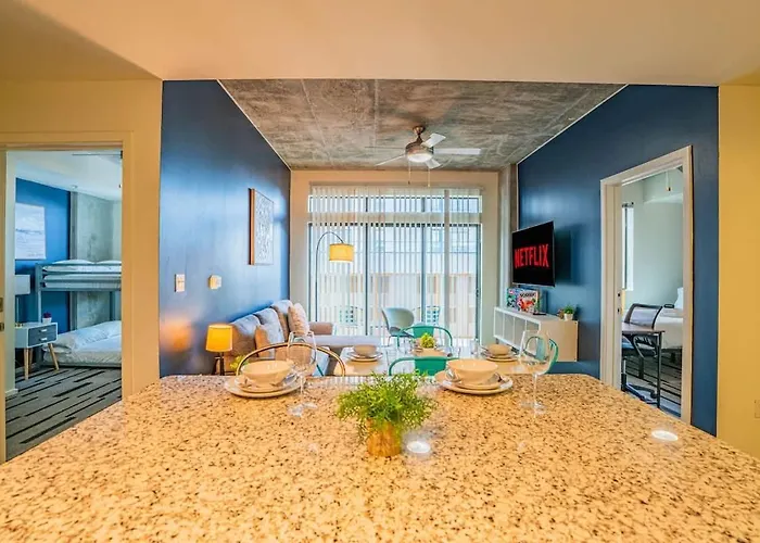 With Balcony Pool Parking Wd Apartment